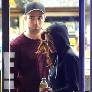 Kristen Stewart, Robert Pattinson Kristen Stewart, Robert Pattinson